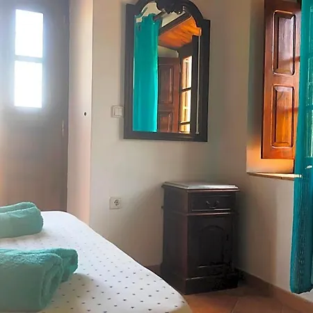 Hotel Machi's House Historic In Plaka Village With Private Parking 3*