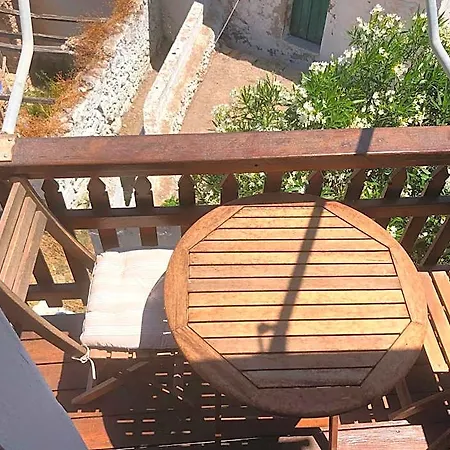Machi's House Historic In Plaka Village With Private Parking Hotel Pollonia