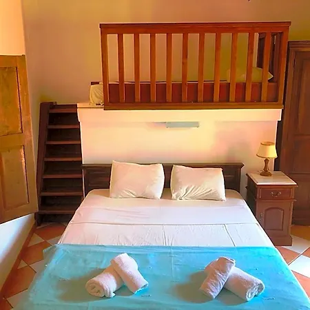 Machi's House Historic In Plaka Village With Private Parking