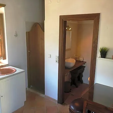 Machi's House Historic In Plaka Village With Private Parking Hotel Pollonia